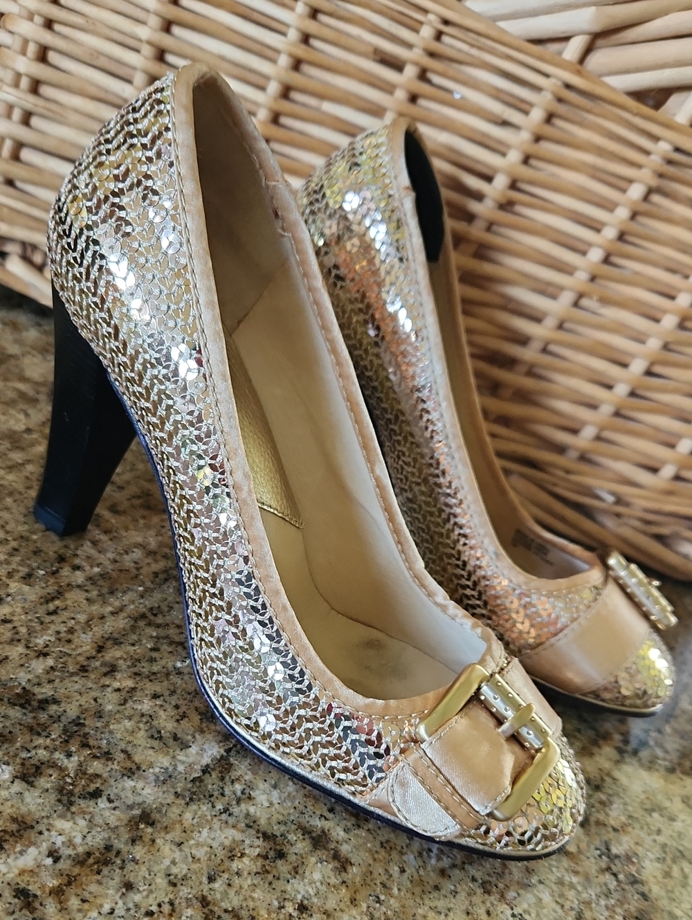Gold sz 7 Glamorous Sequined Heels‎ Shoes Party